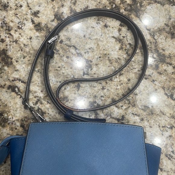 Michael Kors  Selma Mini Leather Crossbody - Picture 9 of 12
